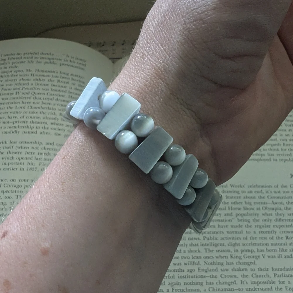 Gray Crystal Stretch Bracelet - Picture 3 of 8